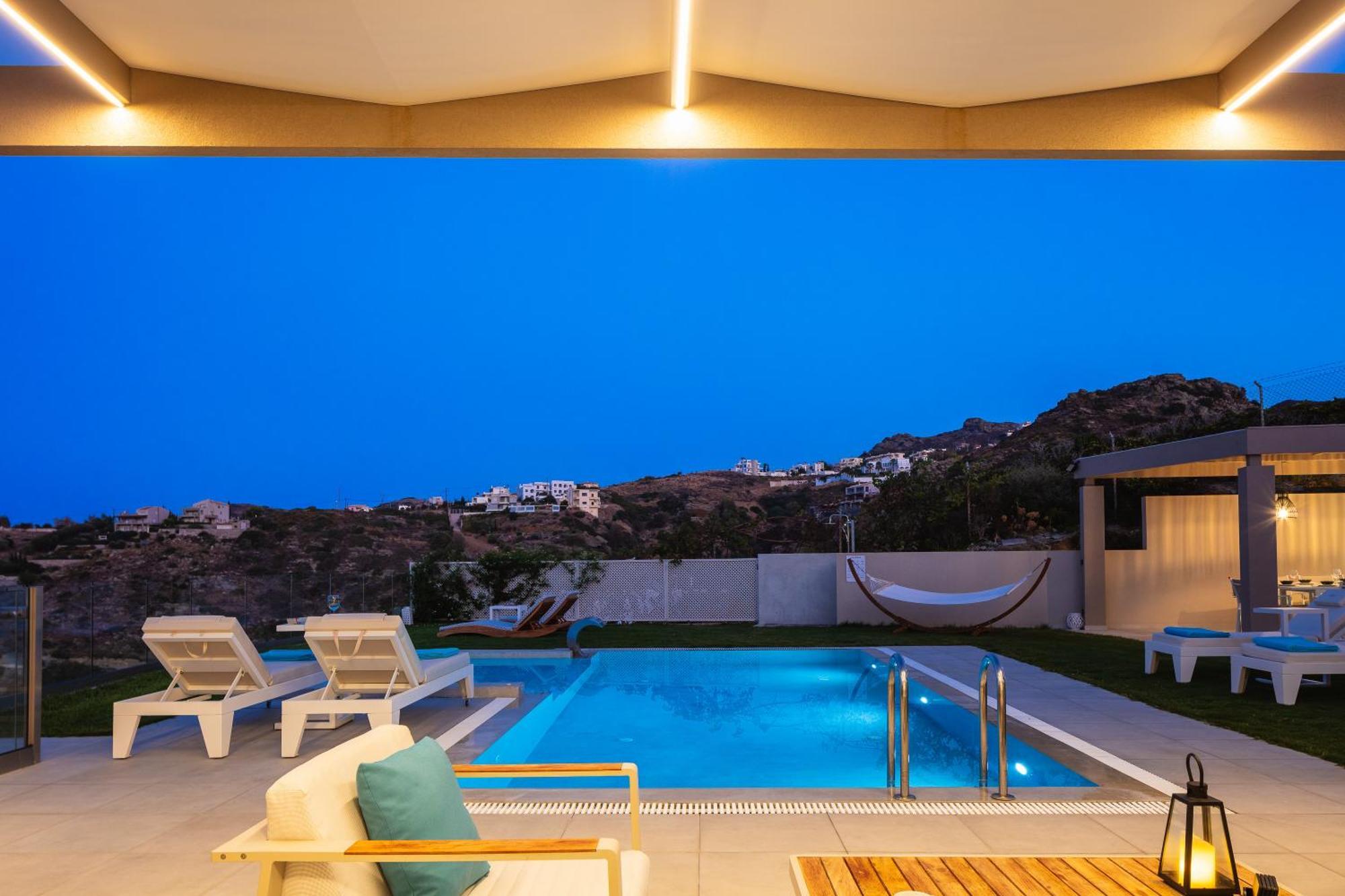 Villa Ligaria Pinnacle Экстерьер фото